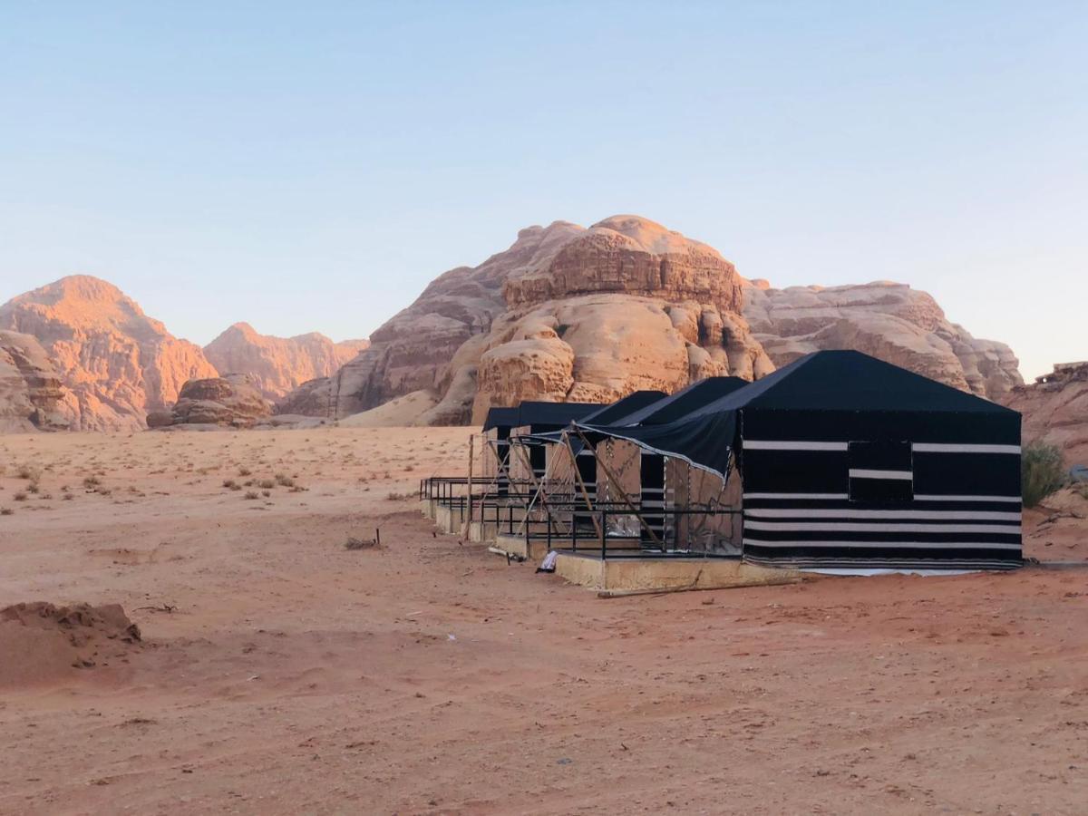 Wadi Rum Moon Camp ภายนอก รูปภาพ
